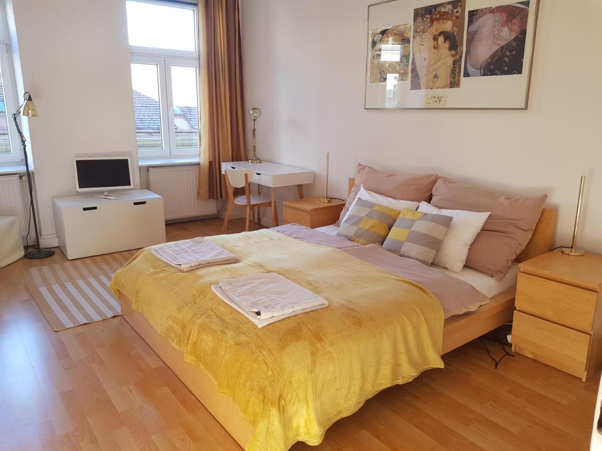 Schubert Park Apartment near Volksopera Wien Exteriör bild